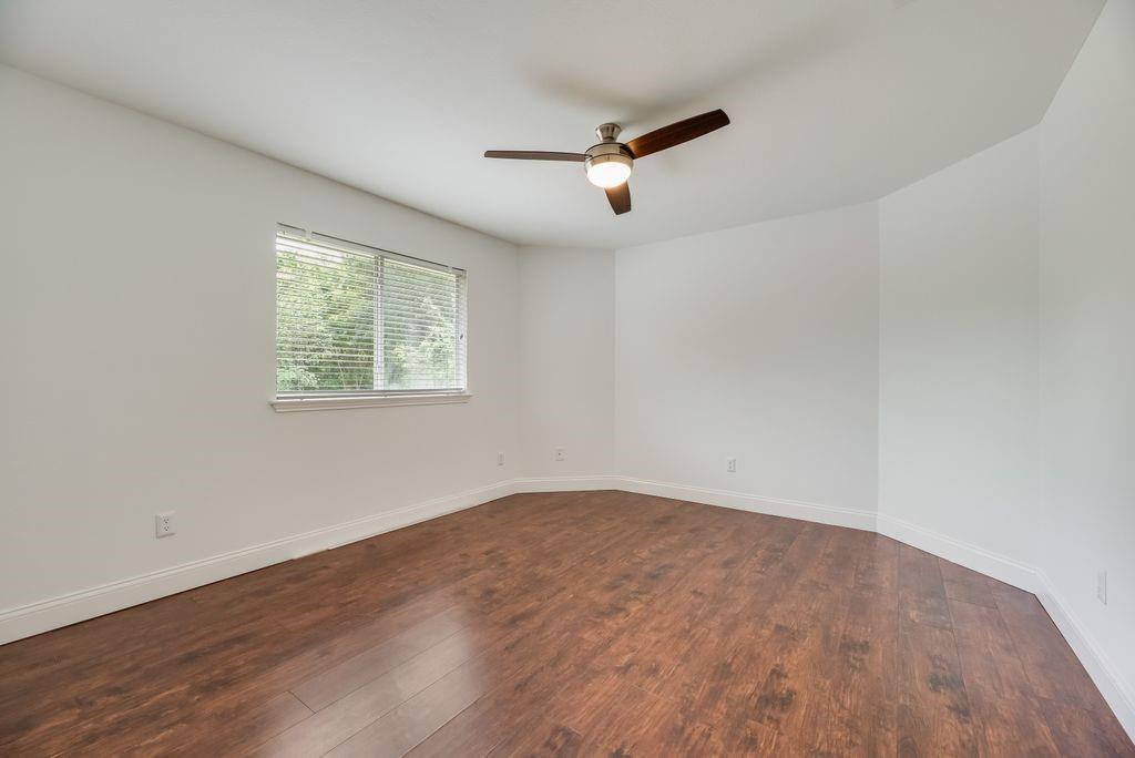 1305 Meadowbrook Drive Property Photo 28