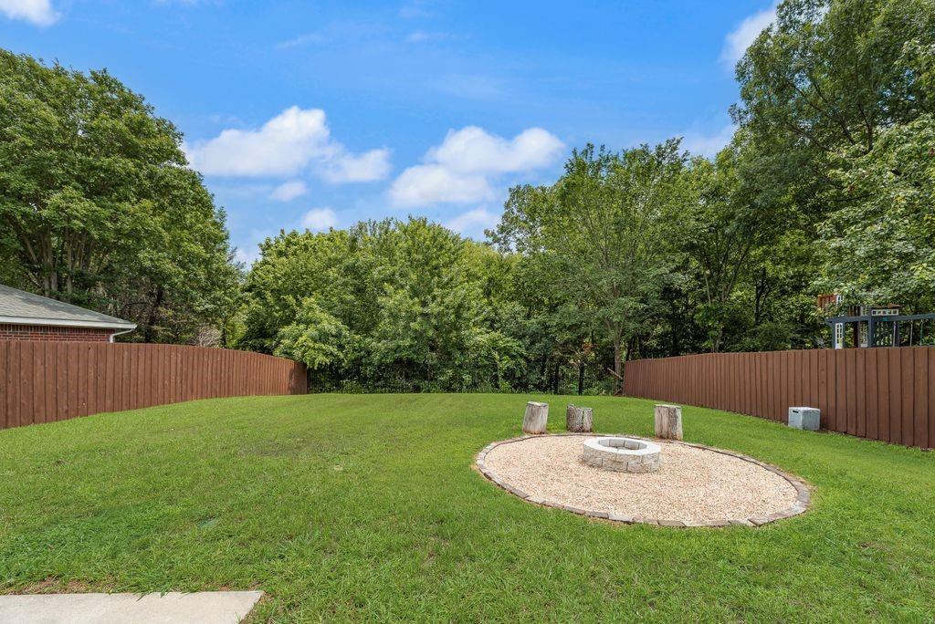 1305 Meadowbrook Drive Property Photo 30