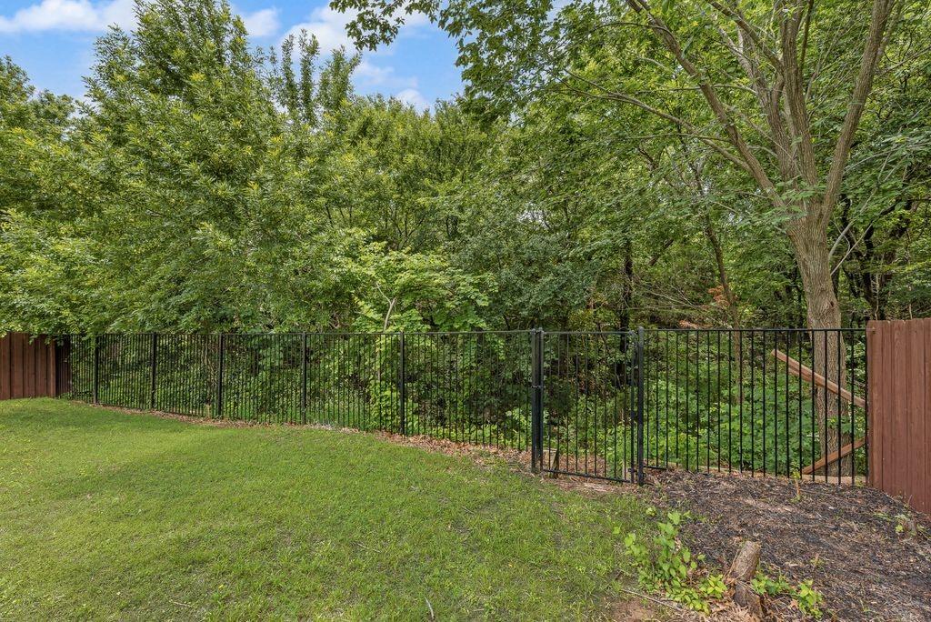 1305 Meadowbrook Drive Property Photo 32