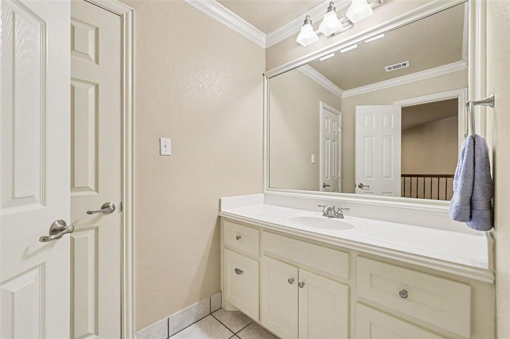 8217 Thornhill Drive Property Photo 28
