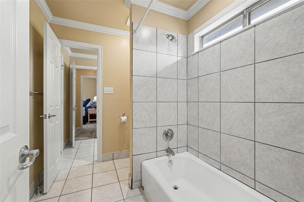 8217 Thornhill Drive Property Photo 29
