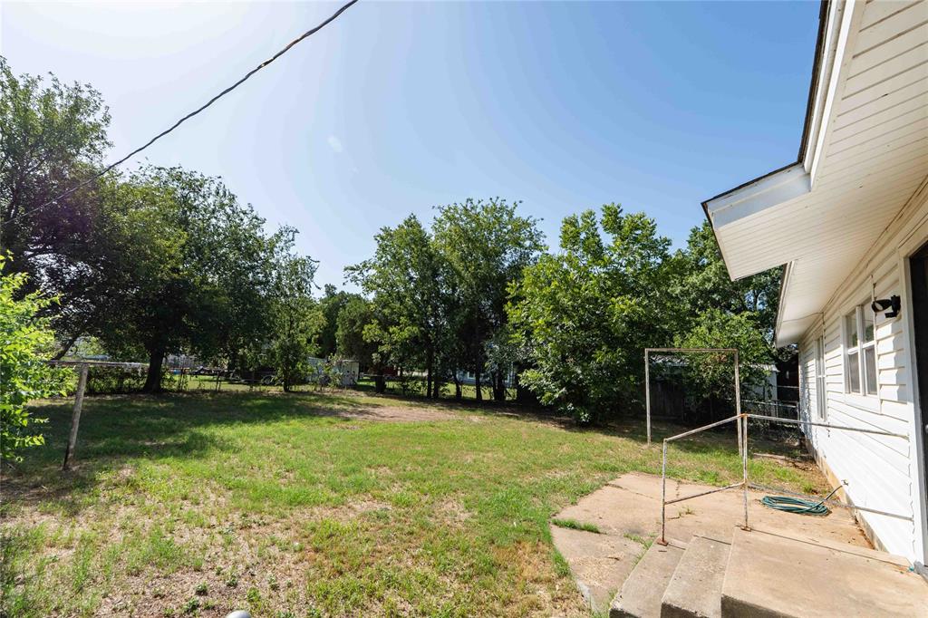 514 Mcconnell Street Property Photo 5