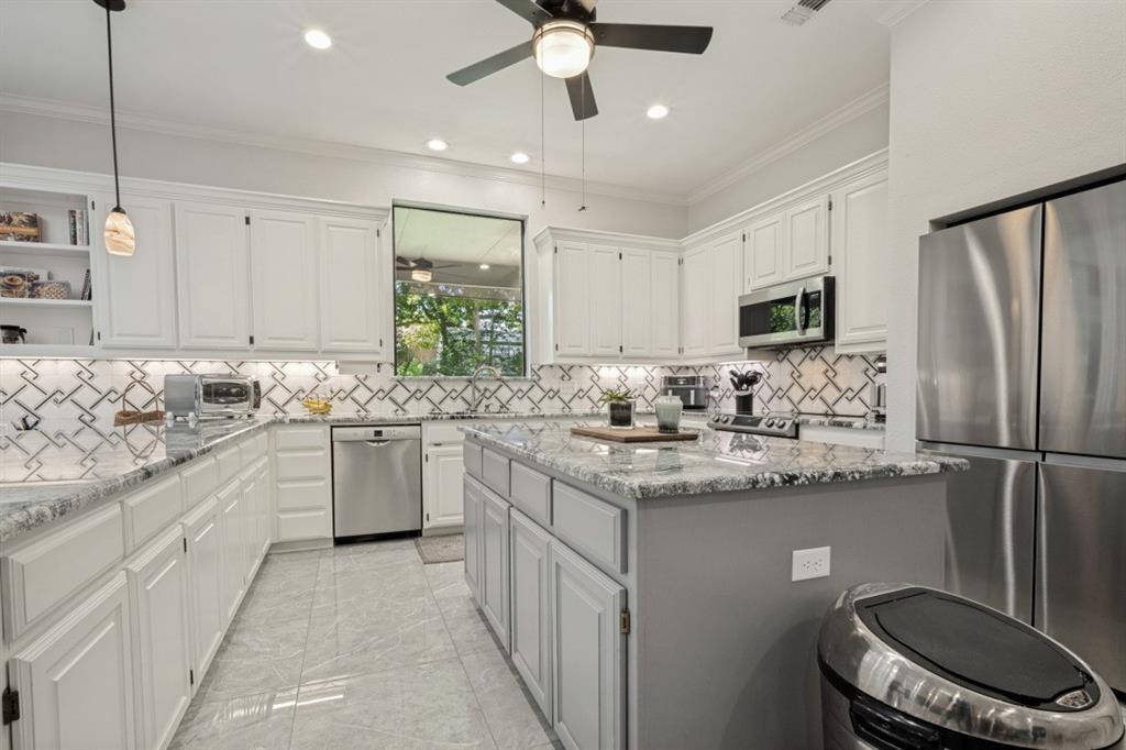 3808 Granada Trail Property Photo 6