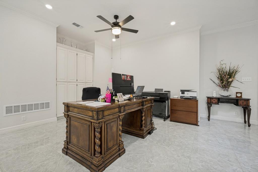 3808 Granada Trail Property Photo 10