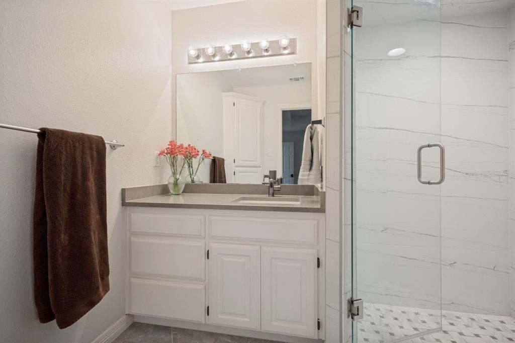 3808 Granada Trail Property Photo 14