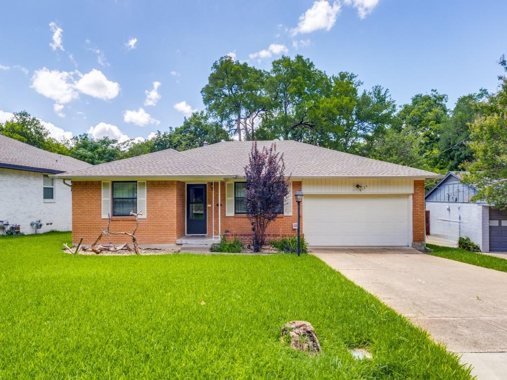 8125 Hunnicut Road Property Photo 3