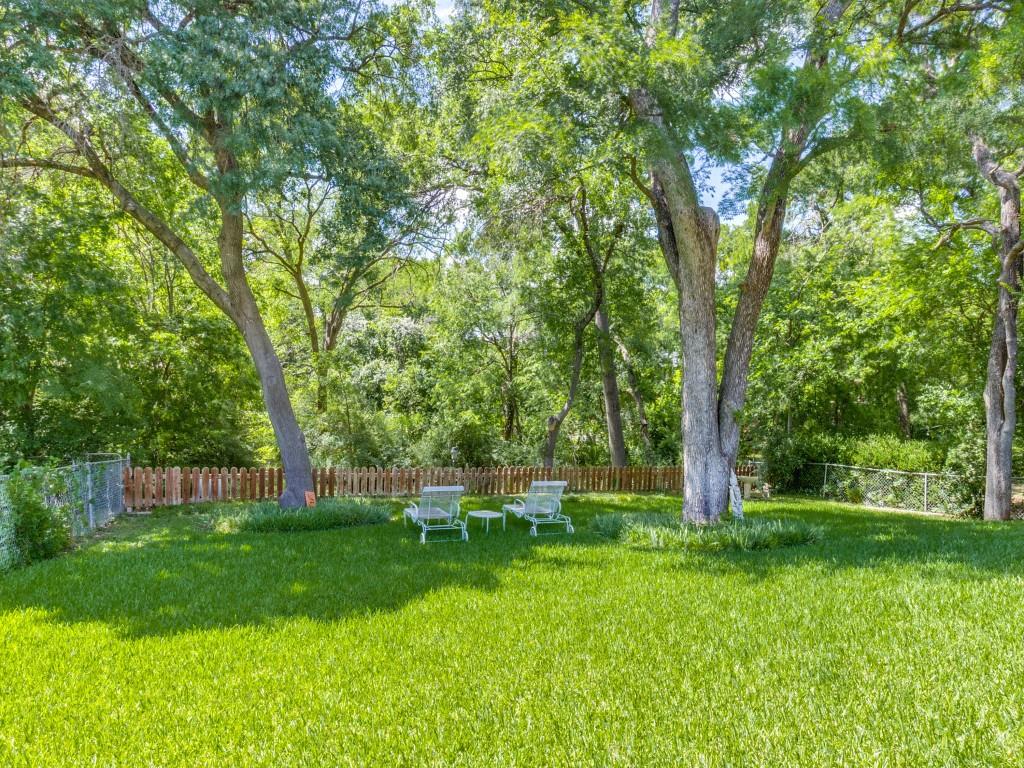 8125 Hunnicut Road Property Photo 22