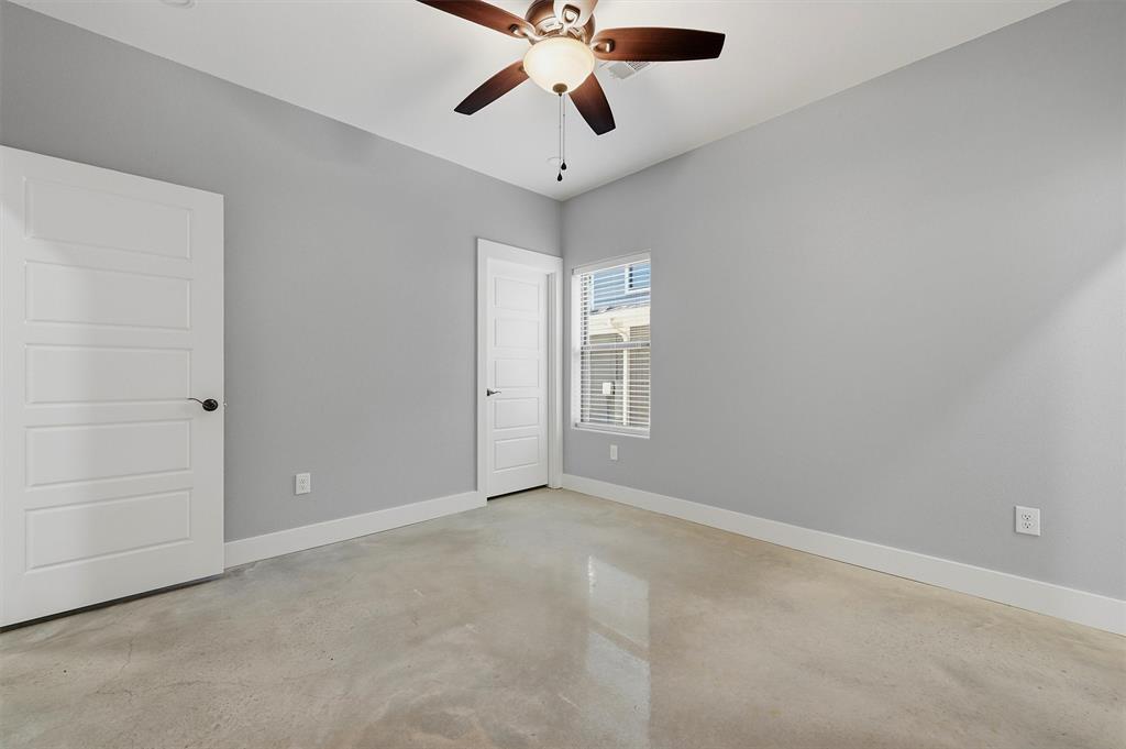 1315 S 5th Avenue Property Photo 15