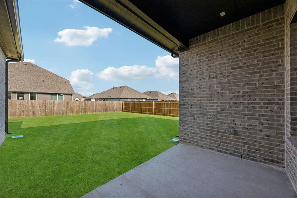 432 Daybreak Drive Property Photo 29