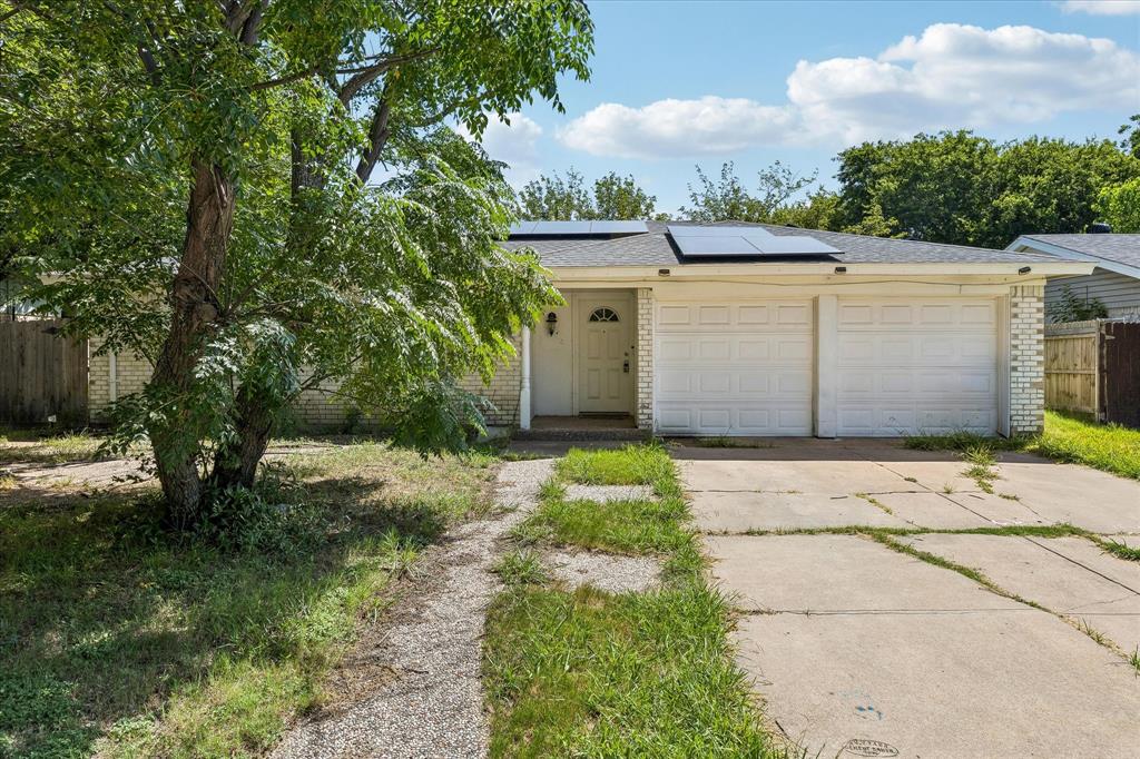 716 Heathcliff Drive Property Photo 1