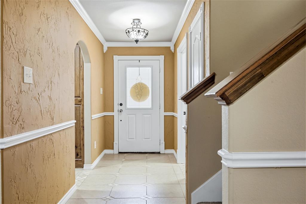 1389 Thomas Road Property Photo 4