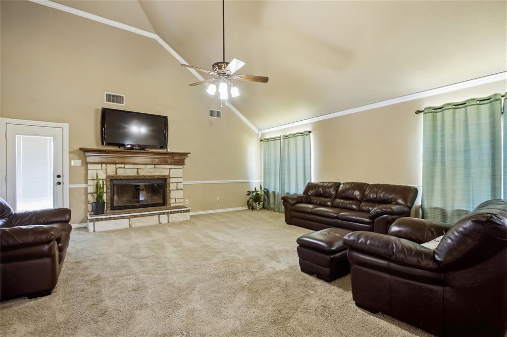 1389 Thomas Road Property Photo 5