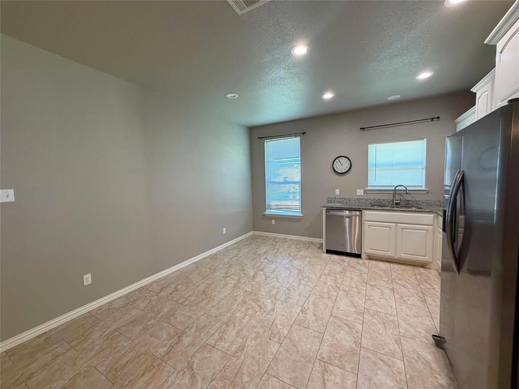 122 Katy Street Property Photo 10