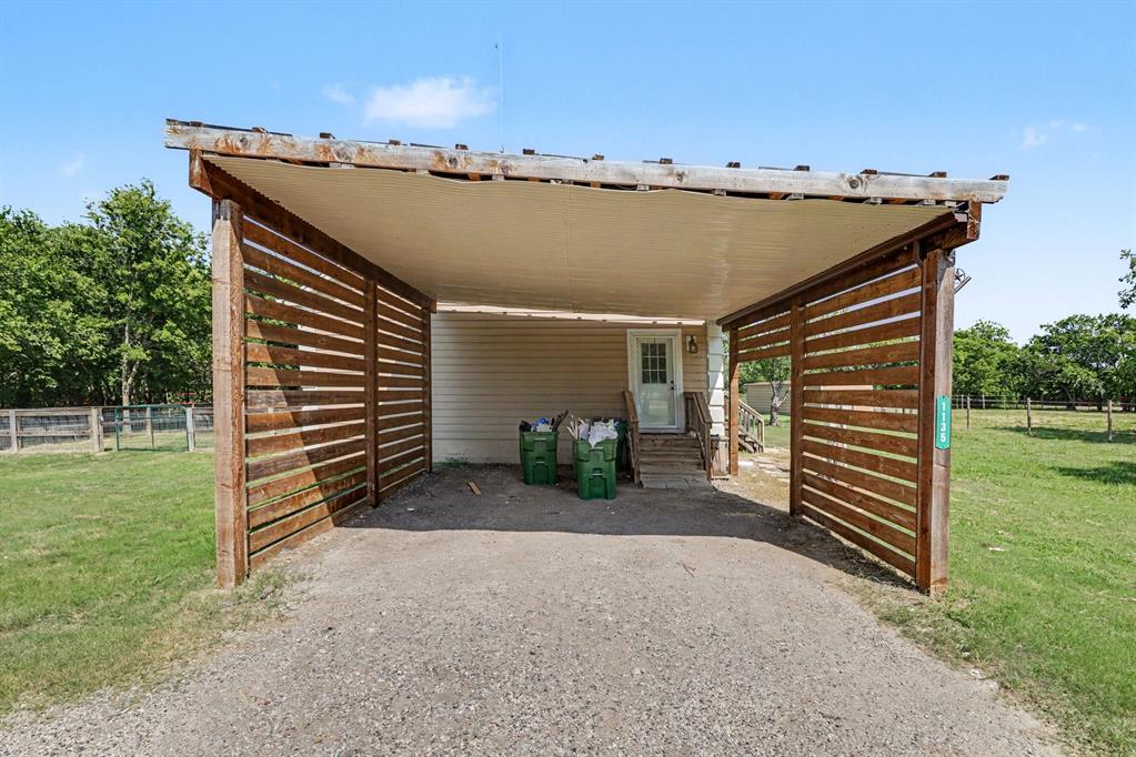 1135 Leo Andrews Road Property Photo 7