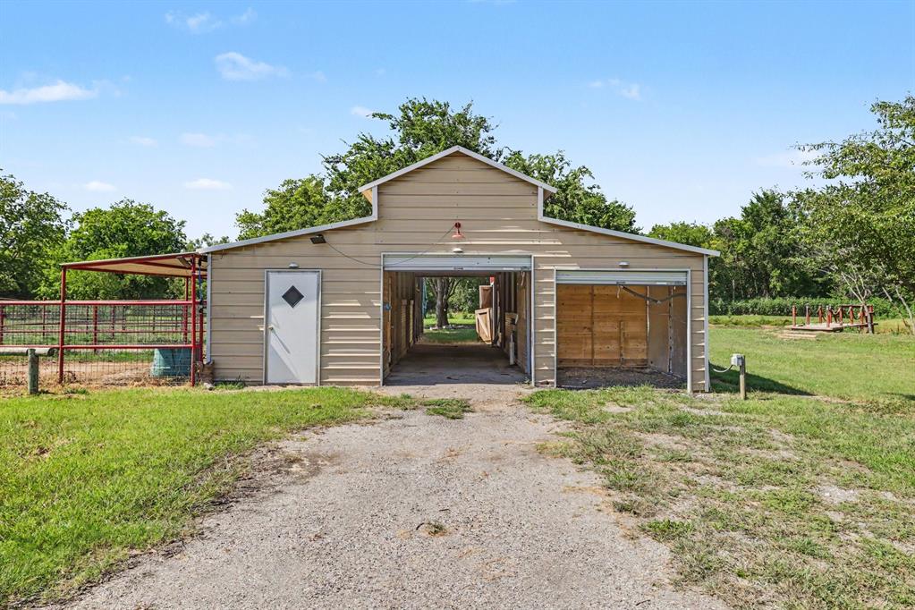 1135 Leo Andrews Road Property Photo 32