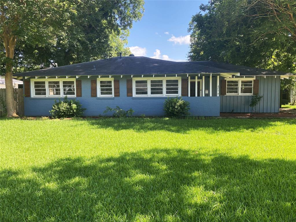 471 Albert Avenue Property Photo 1