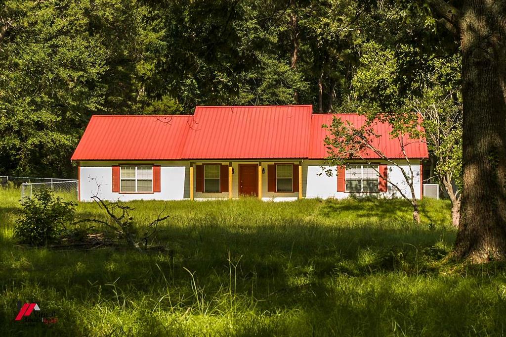 9823 Esthlyn Property Photo 1