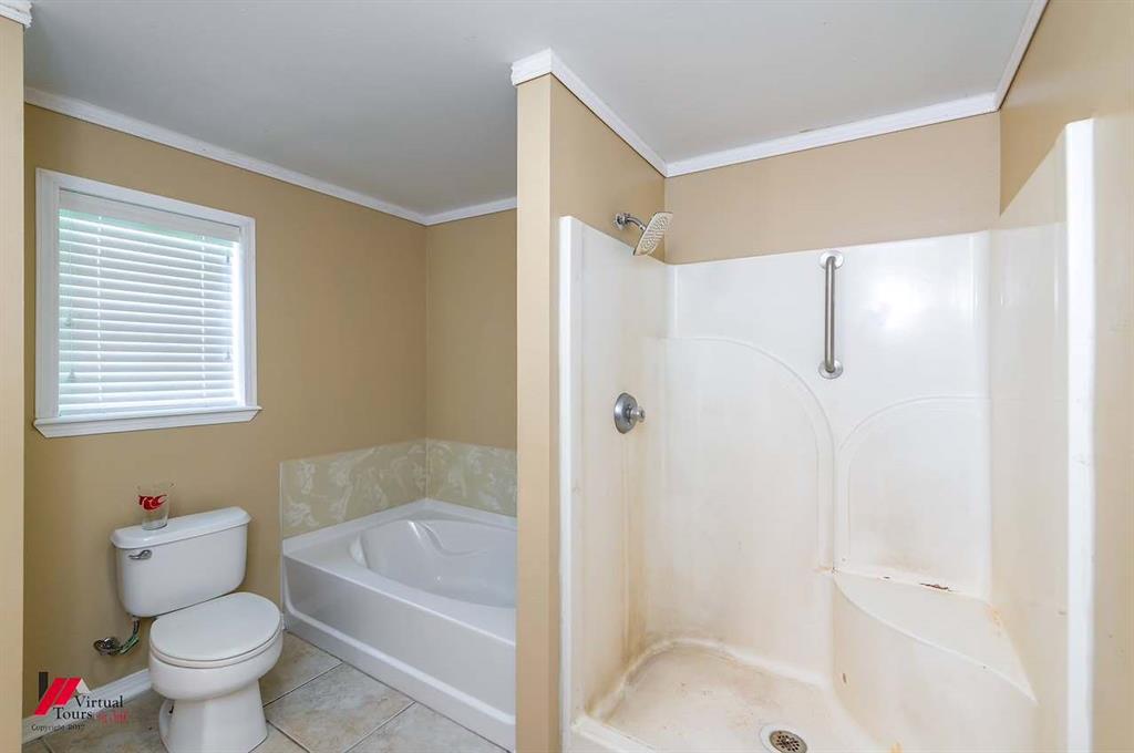9823 Esthlyn Property Photo 20