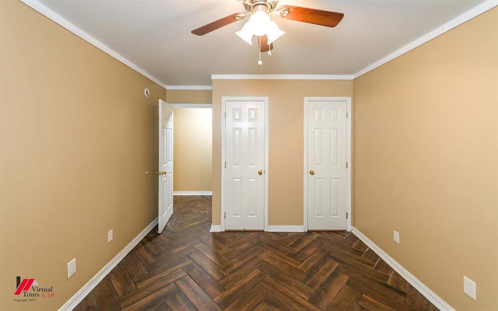 9823 Esthlyn Property Photo 26