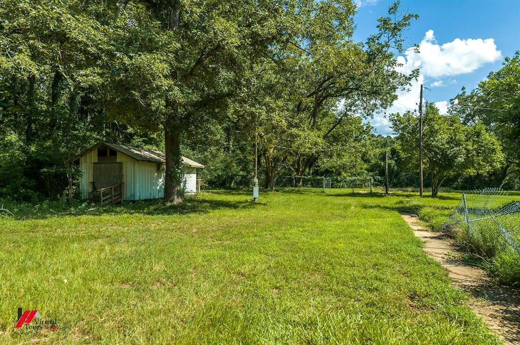 9823 Esthlyn Property Photo 33