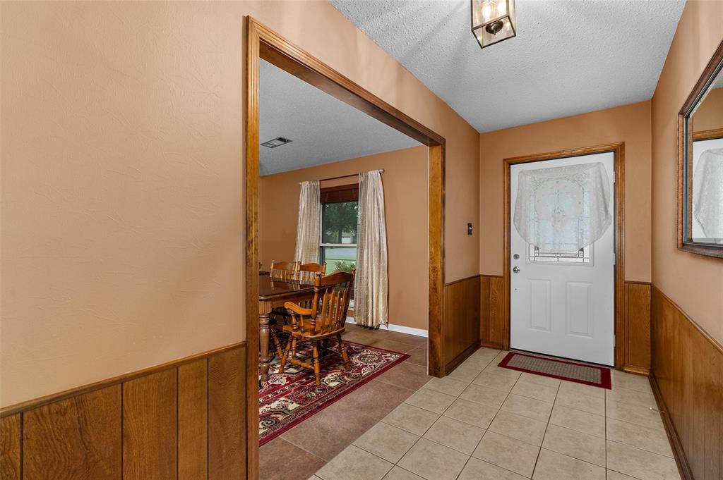 2300 Brookhaven Drive Property Photo 13
