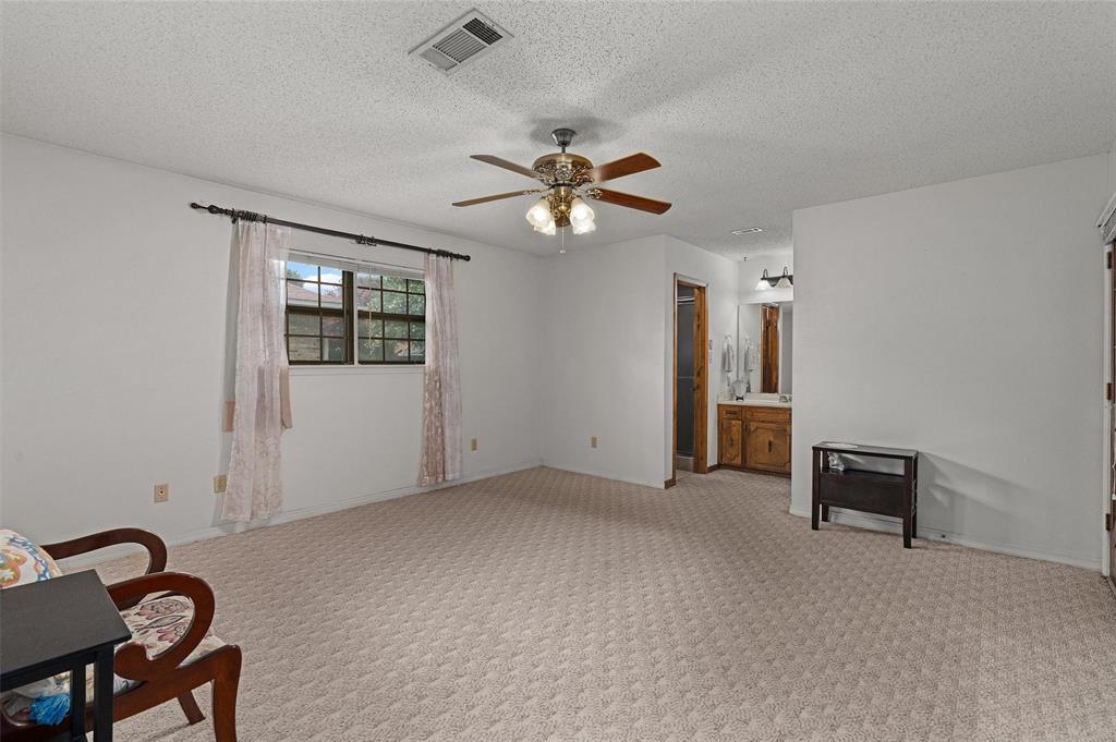 2300 Brookhaven Drive Property Photo 15