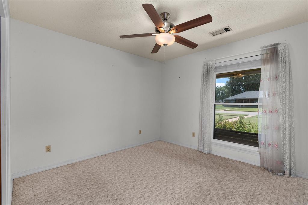 2300 Brookhaven Drive Property Photo 21