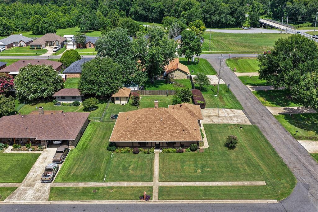 2300 Brookhaven Drive Property Photo 28