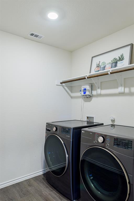 601 Cultivator Court Property Photo 8