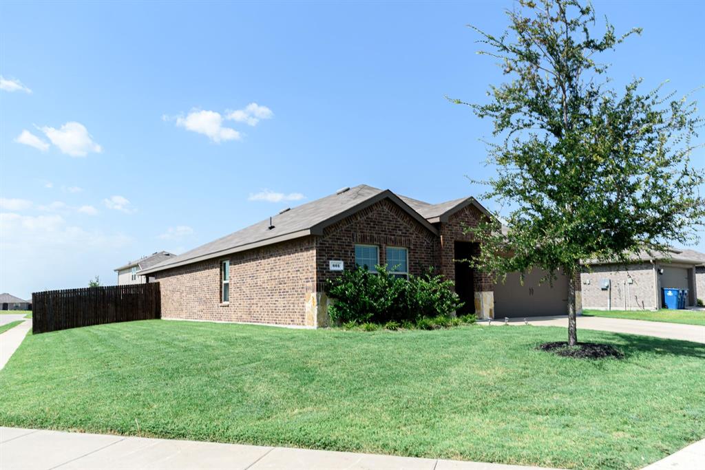 601 Cultivator Court Property Photo 17