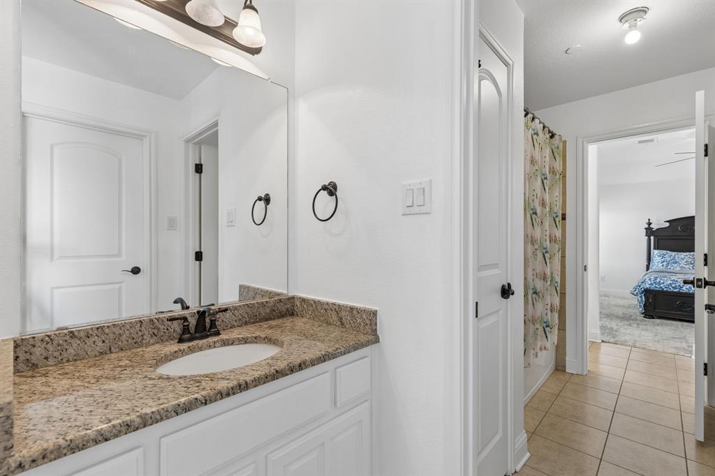 2312 Top Rail Lane Property Photo 32