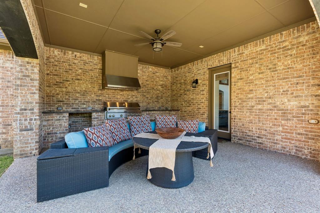 2312 Top Rail Lane Property Photo 34