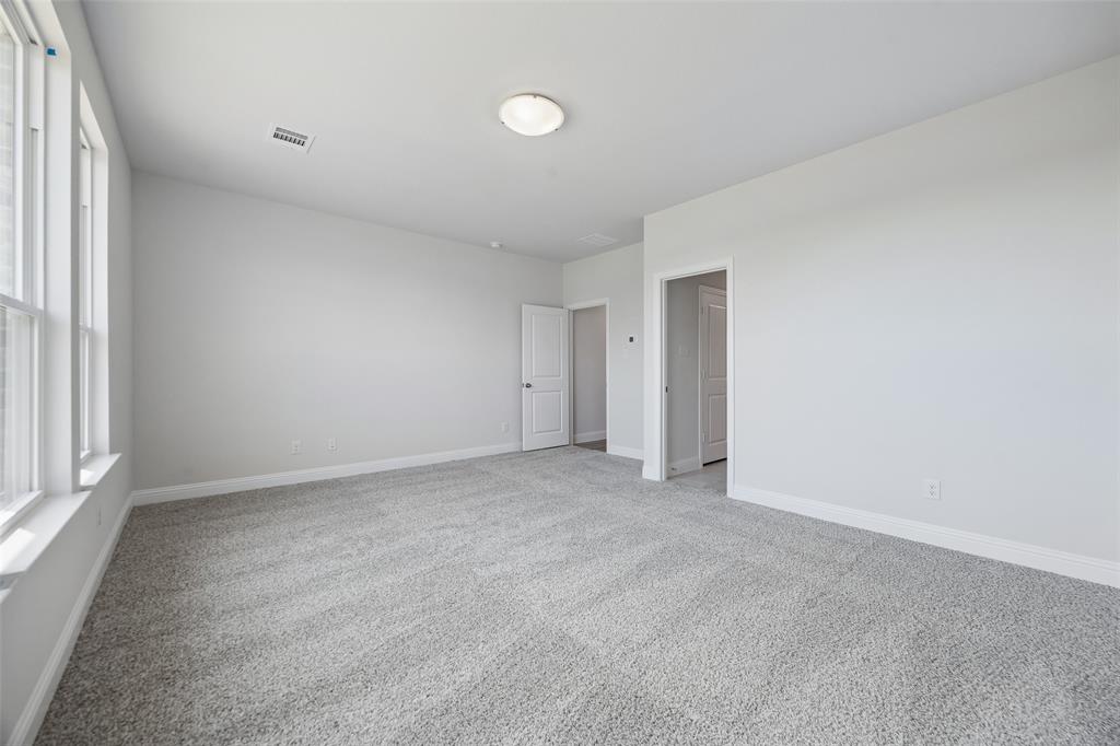 804 Aroco Bend Property Photo 16