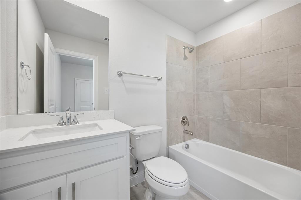 804 Aroco Bend Property Photo 17