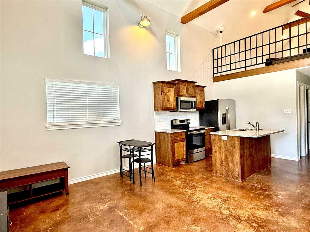 9688 State Highway 36 Property Photo 3