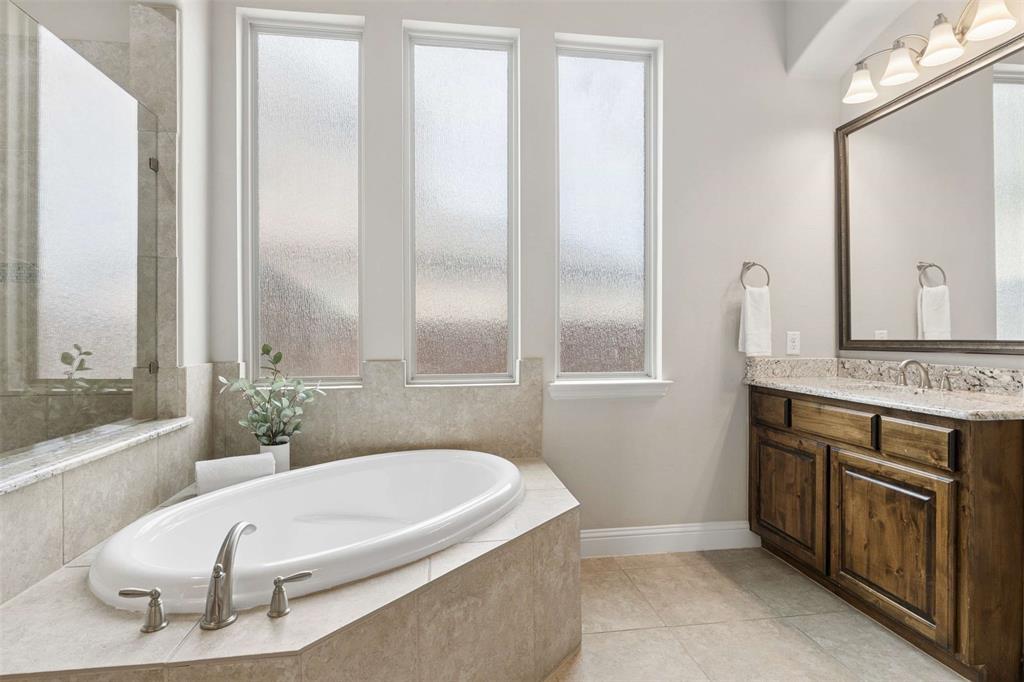 2689 Forest Breeze Drive Property Photo 15