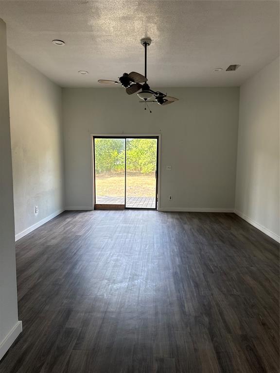 904 E Calhoun Street Property Photo 5