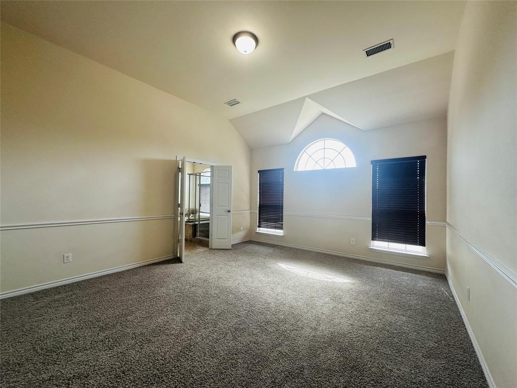702 Carolyn T Hunt Drive Property Photo 12