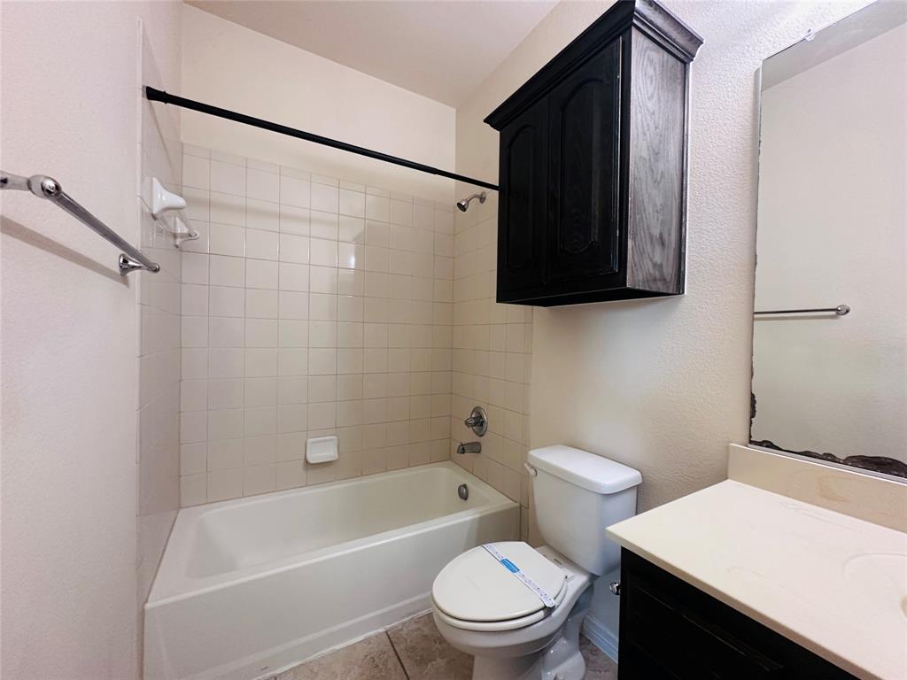 702 Carolyn T Hunt Drive Property Photo 19