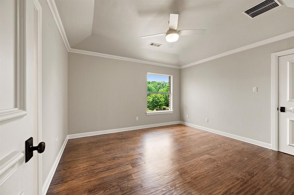 1609 Noble Way Property Photo 33