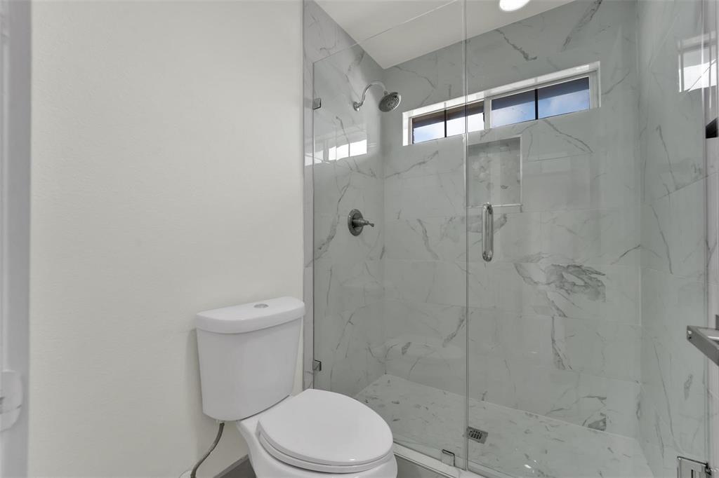 1432 Glendover Drive Property Photo 19