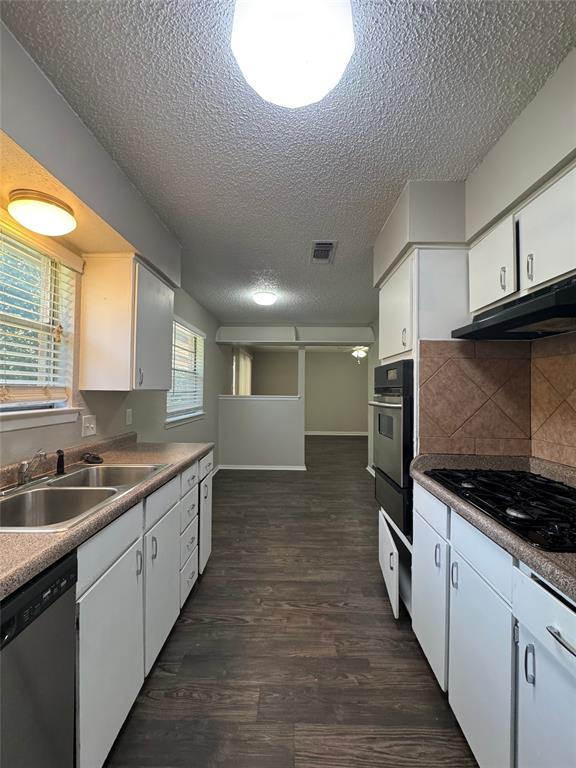 6936 Declaration Street Property Photo 9