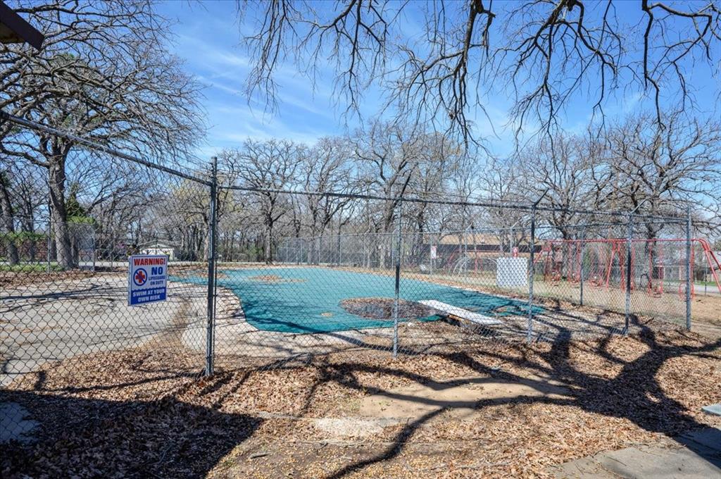1725 Hitching Post Property Photo 9