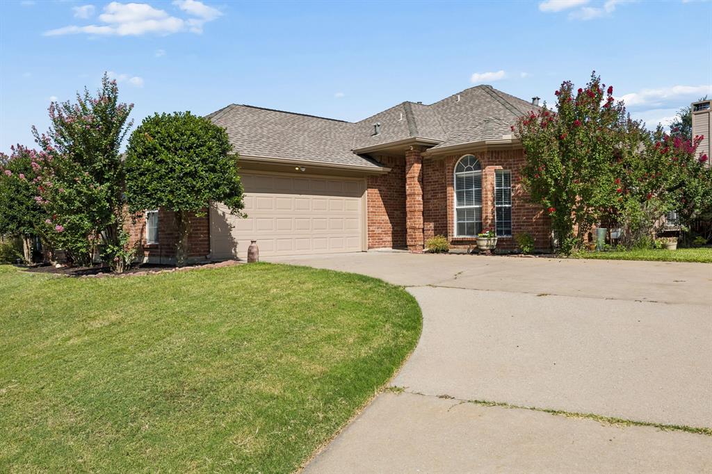1833 Melton Drive Property Photo 1