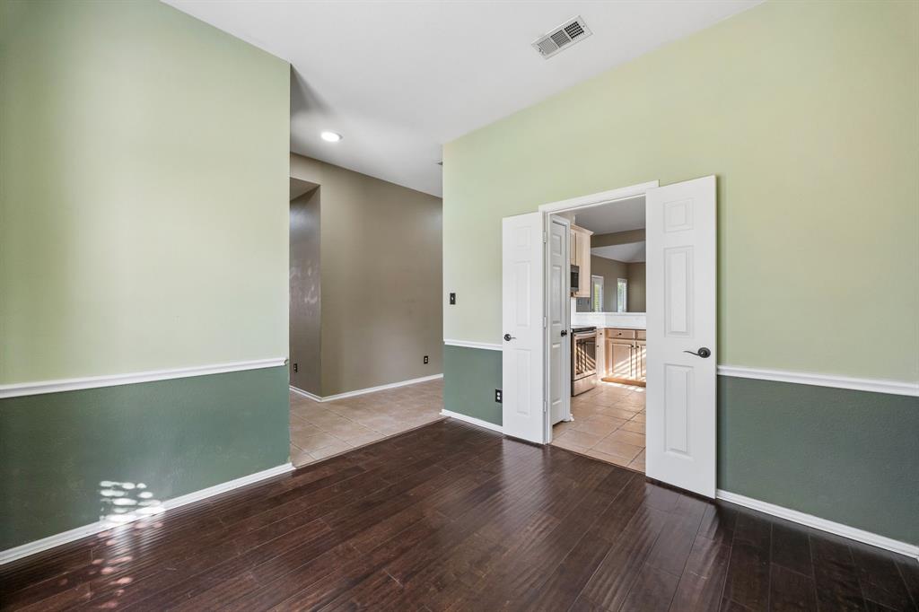 1833 Melton Drive Property Photo 6