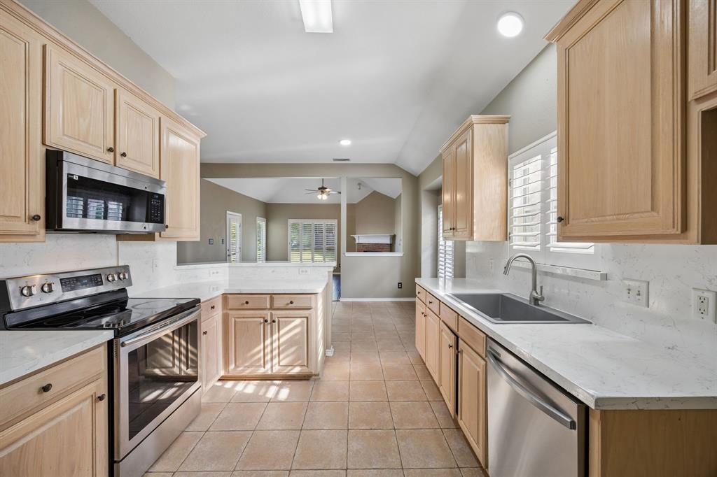 1833 Melton Drive Property Photo 8