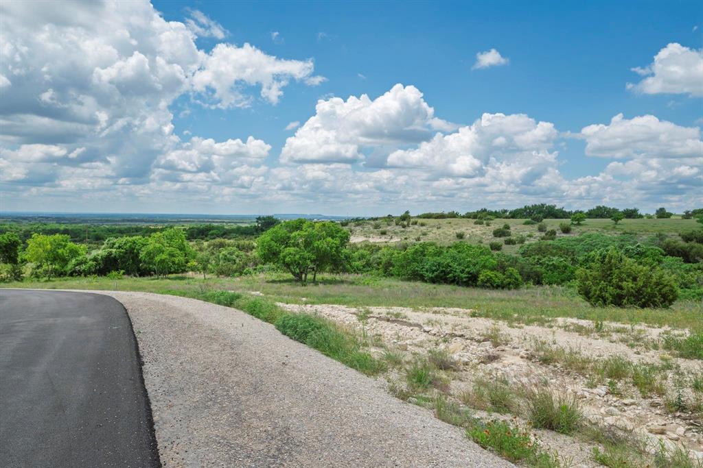2500 Tom Chaney Property Photo 10