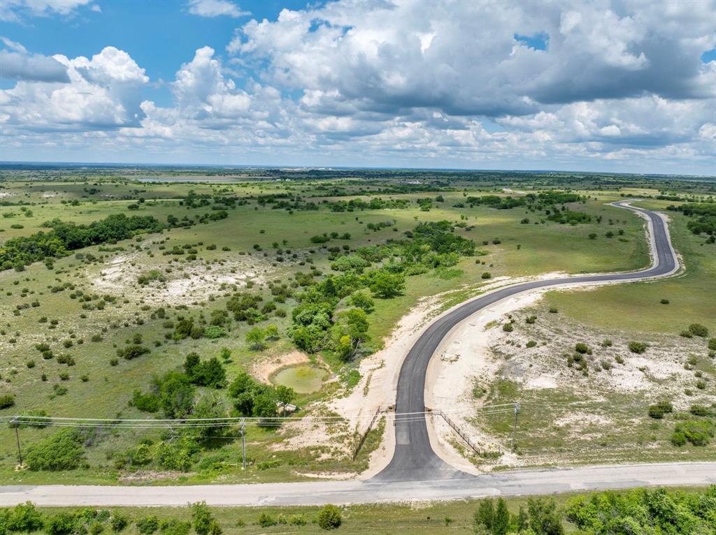 2500 Tom Chaney Property Photo 17