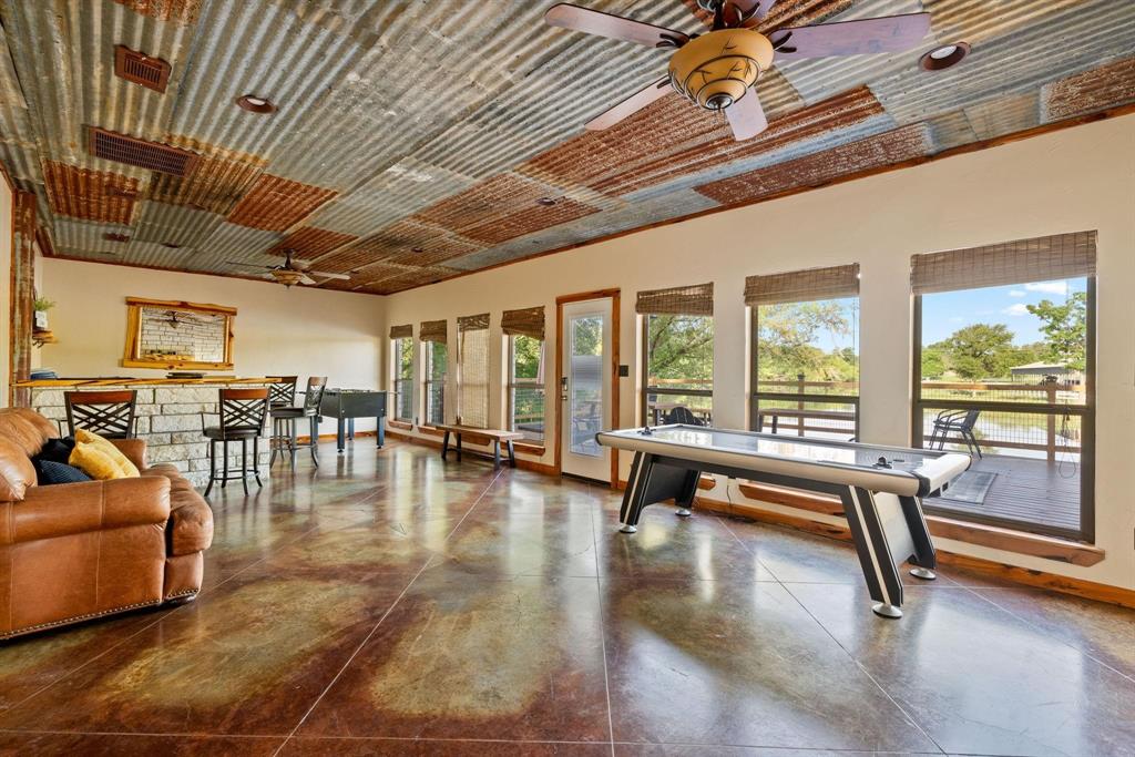 2500 Tom Chaney Property Photo 27