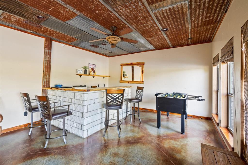 2500 Tom Chaney Property Photo 28